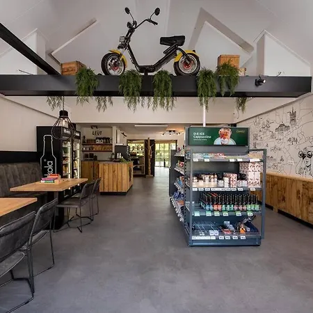 Voorzien Alle Gemakken In Bosrijke Omgeving * Voorthuizen