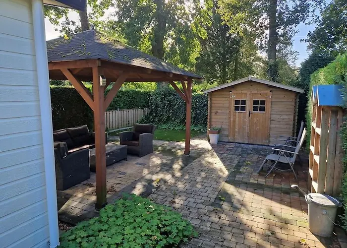 Voorzien Alle Gemakken In Bosrijke Omgeving *