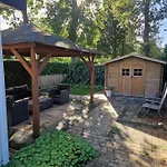 Voorzien Alle Gemakken In Bosrijke Omgeving *